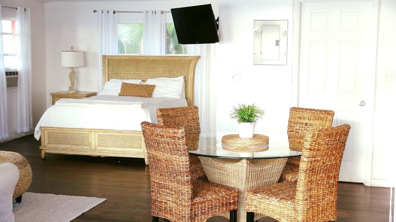 The Sands Hotel Cockburn Town Zewnętrze zdjęcie